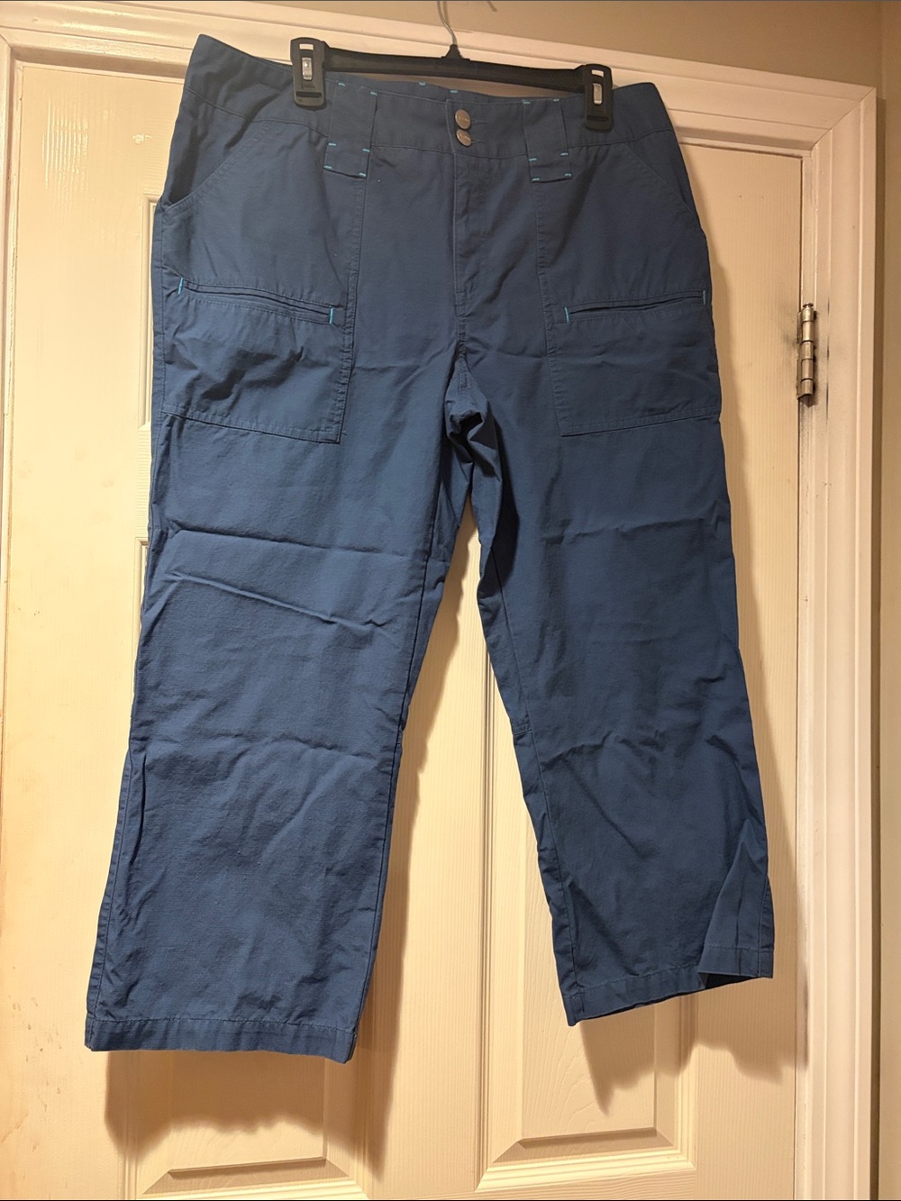 Izod Women's 100% Cotton Ripstop Capris in Deep Blue 14